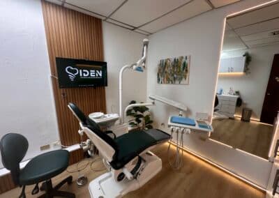 Equipamiento de Clínica IDEN